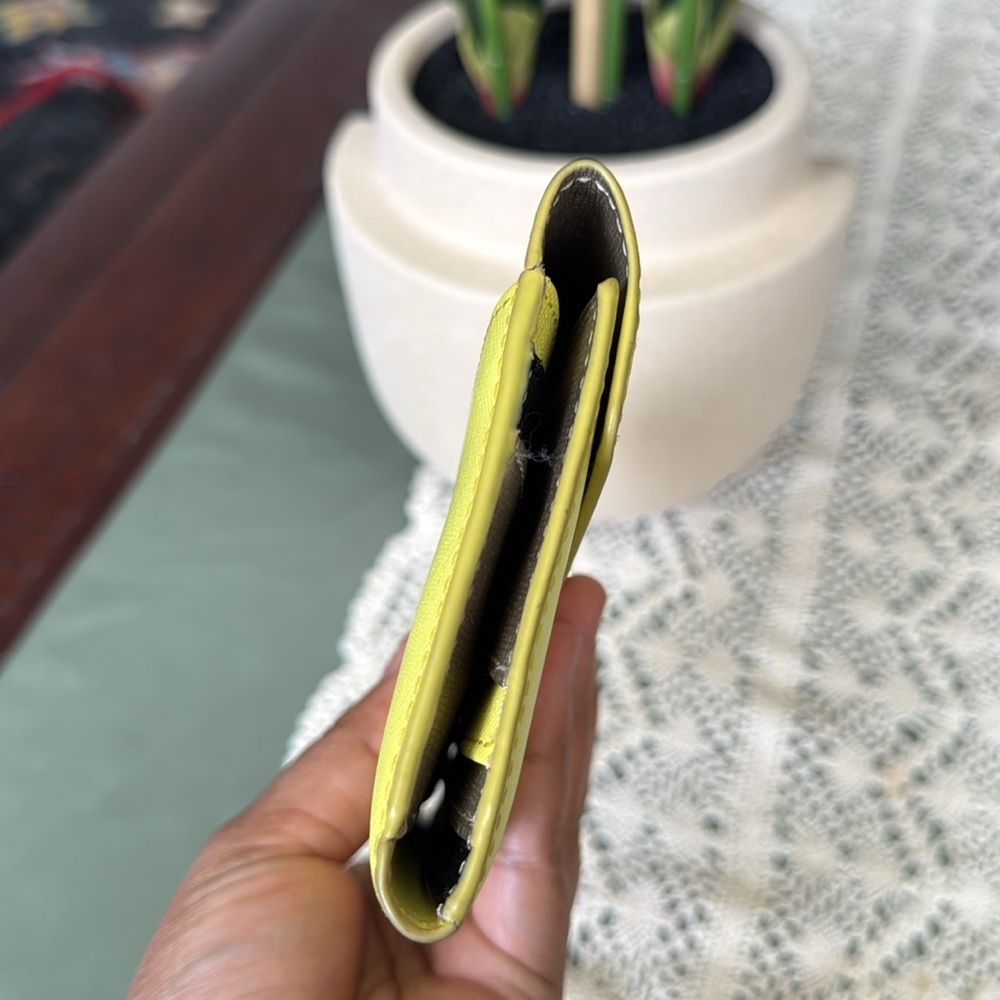 Cynthia Rowley Vibrant Yellow Clutch - Picture 4 of 12